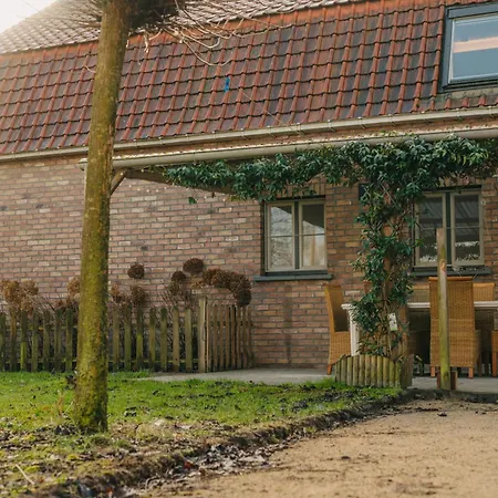 De Dommelhoeve Vakantiehuis Peer